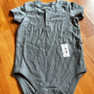 New with tags Jumping beans 12 month soft Henley grey onesie